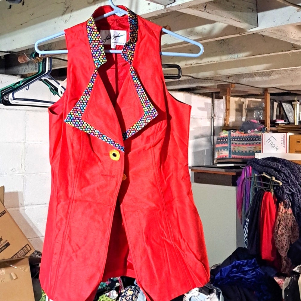 Yauda syd 6 red vest